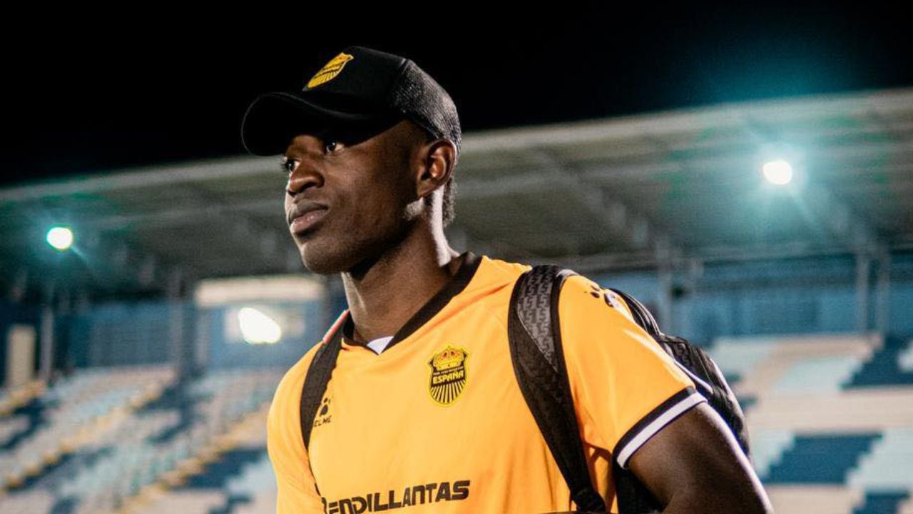 Wesly Decas dejaría a Real España para convertirse en legionario