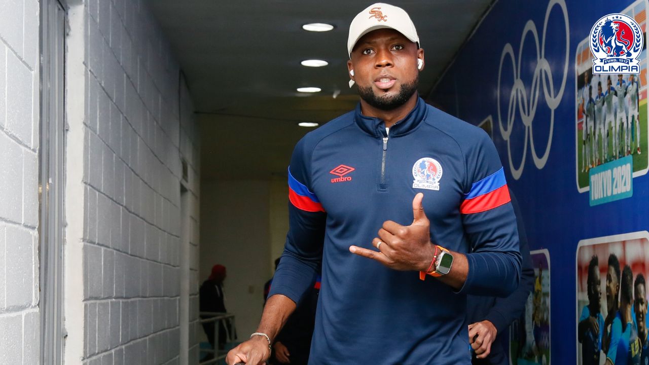 Olimpia decide renovar a Yustin Arboleda antes de culminar su contrato