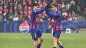 Barcelona evita la sorpresa y golea al Slavia Praga para acercarse a octavos