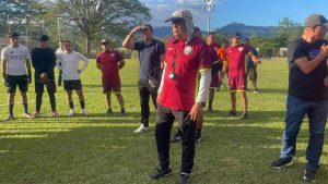 Jhon Jairo López enfrenta su primer problema como entrenador del Olancho