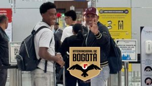 Imagen de Dereck Moncada parte a Colombia para iniciar su aventura de legionario