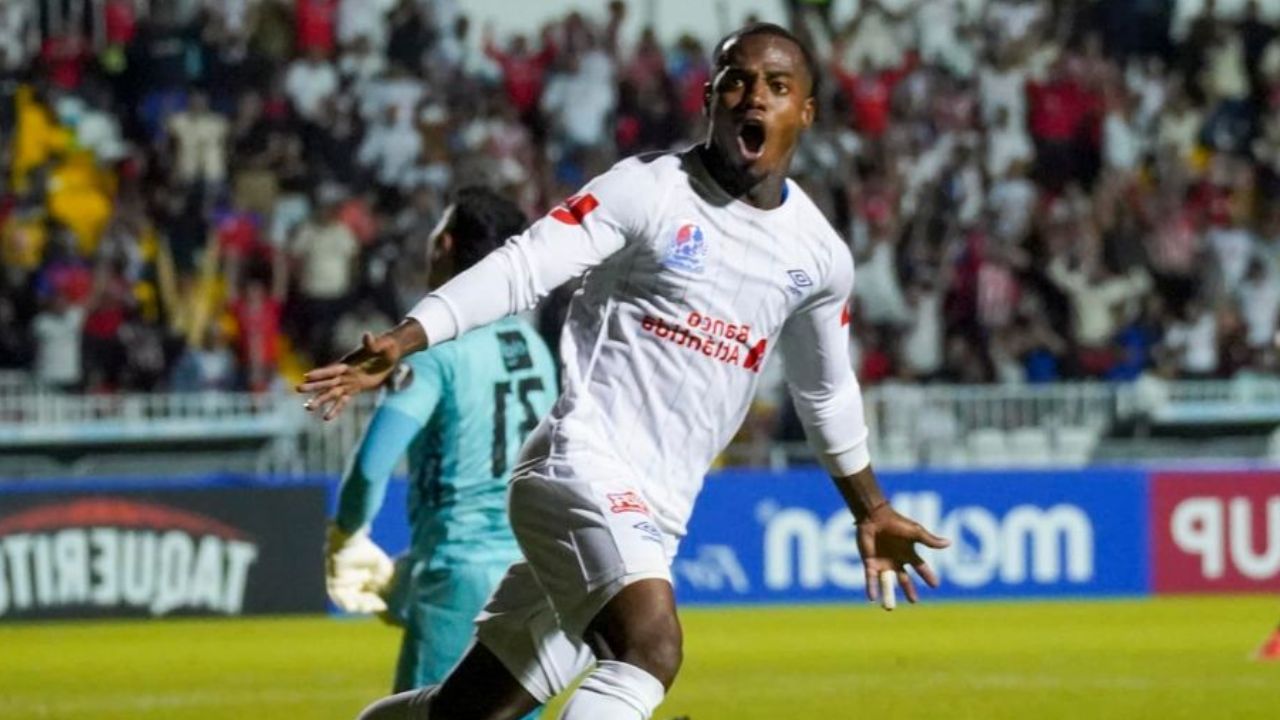 Edwin Solano rechaza a club de Liga Nacional tras salida del Olimpia