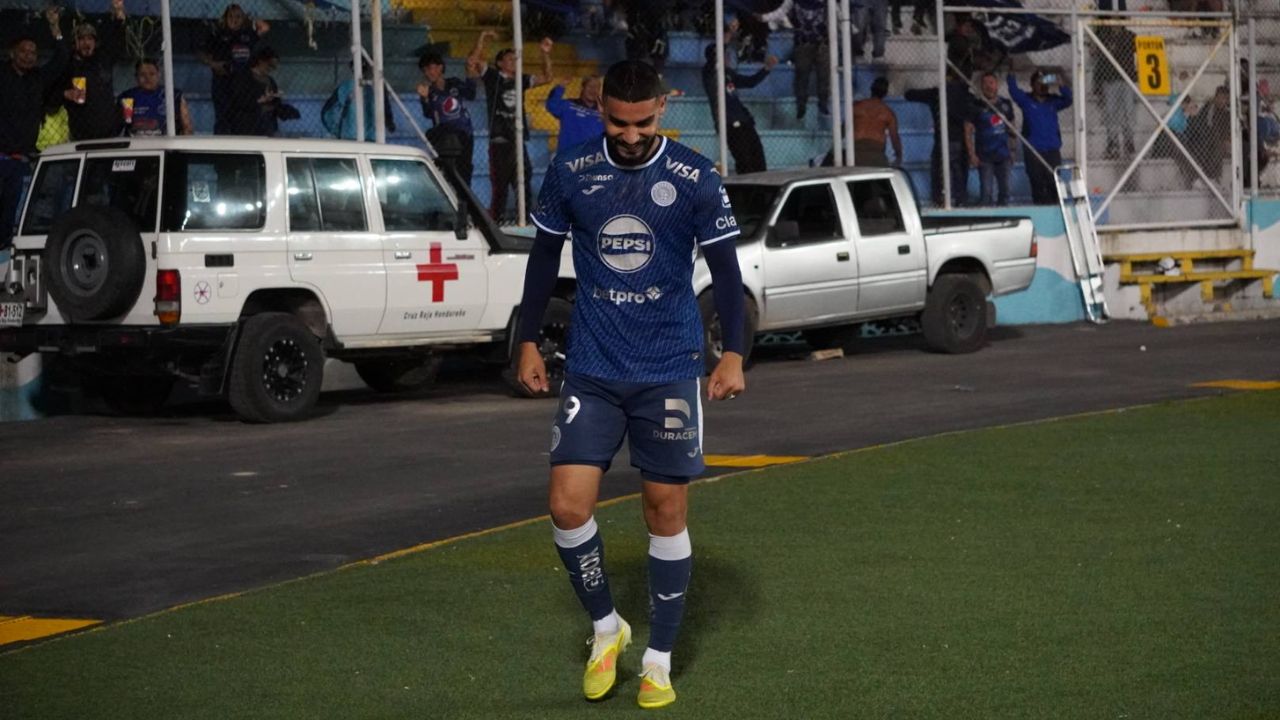 Se confirma lesión de John Kleber Oliveira y este sería su tiempo de baja