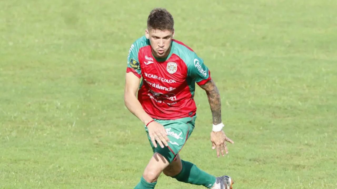 Mathías Techera termina la espera y presentado por su nuevo club en Honduras