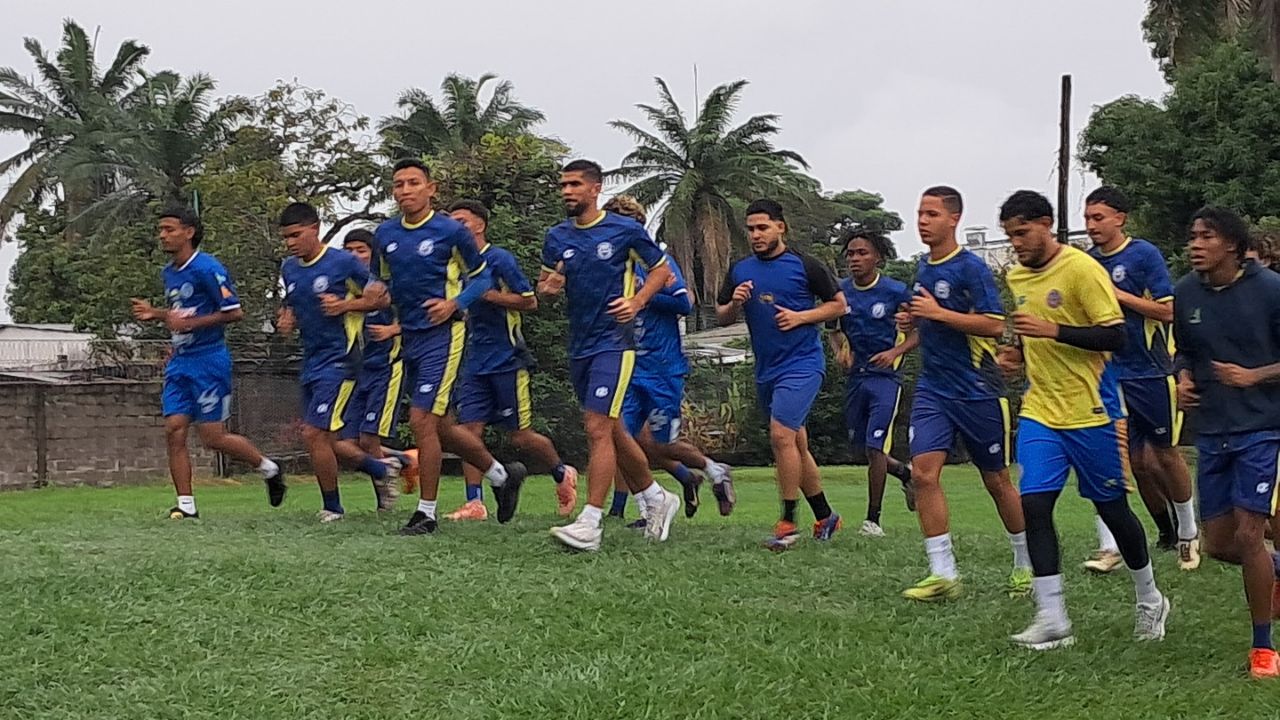 Victoria define sus primeros refuerzos para el próximo torneo