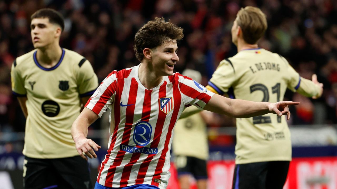 Atlético de Madrid aplasta al Barcelona en la ida de semifinales de Copa del Rey