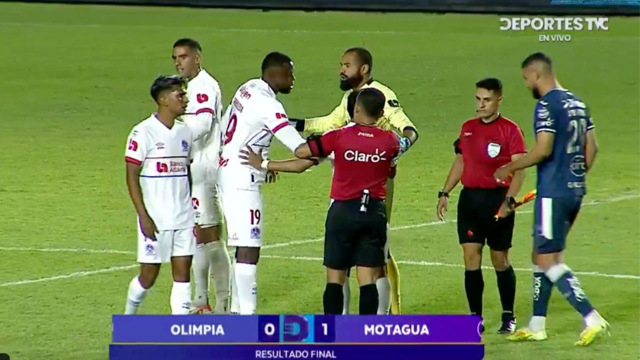 Jugador del Olimpia fue expulsado tras clásico vs Motagua