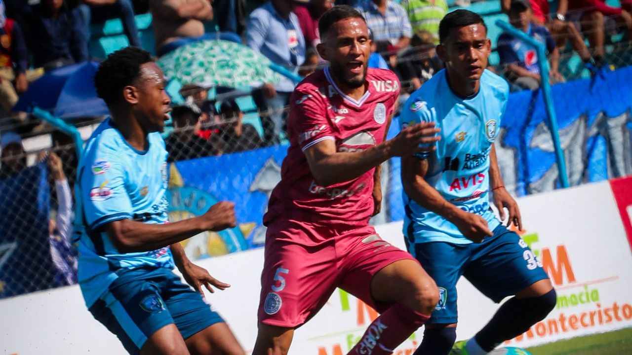 Motagua se dio gusto goleando al Génesis con Hat Trick de De Olivera