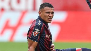 Kervin Arriaga rompe el silencio tras su expulsión ante Valencia