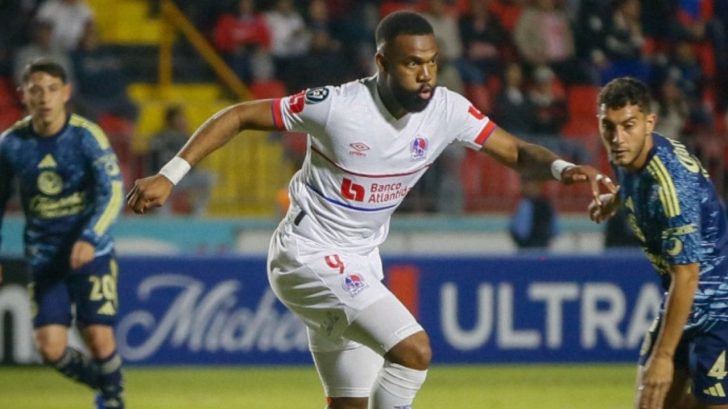 Aficionados del América dejan inesperada solicitud a Jorge Benguché