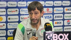 Matías Cammareri revela la razón real de por qué Pablo Lavallén estalló en conferencia