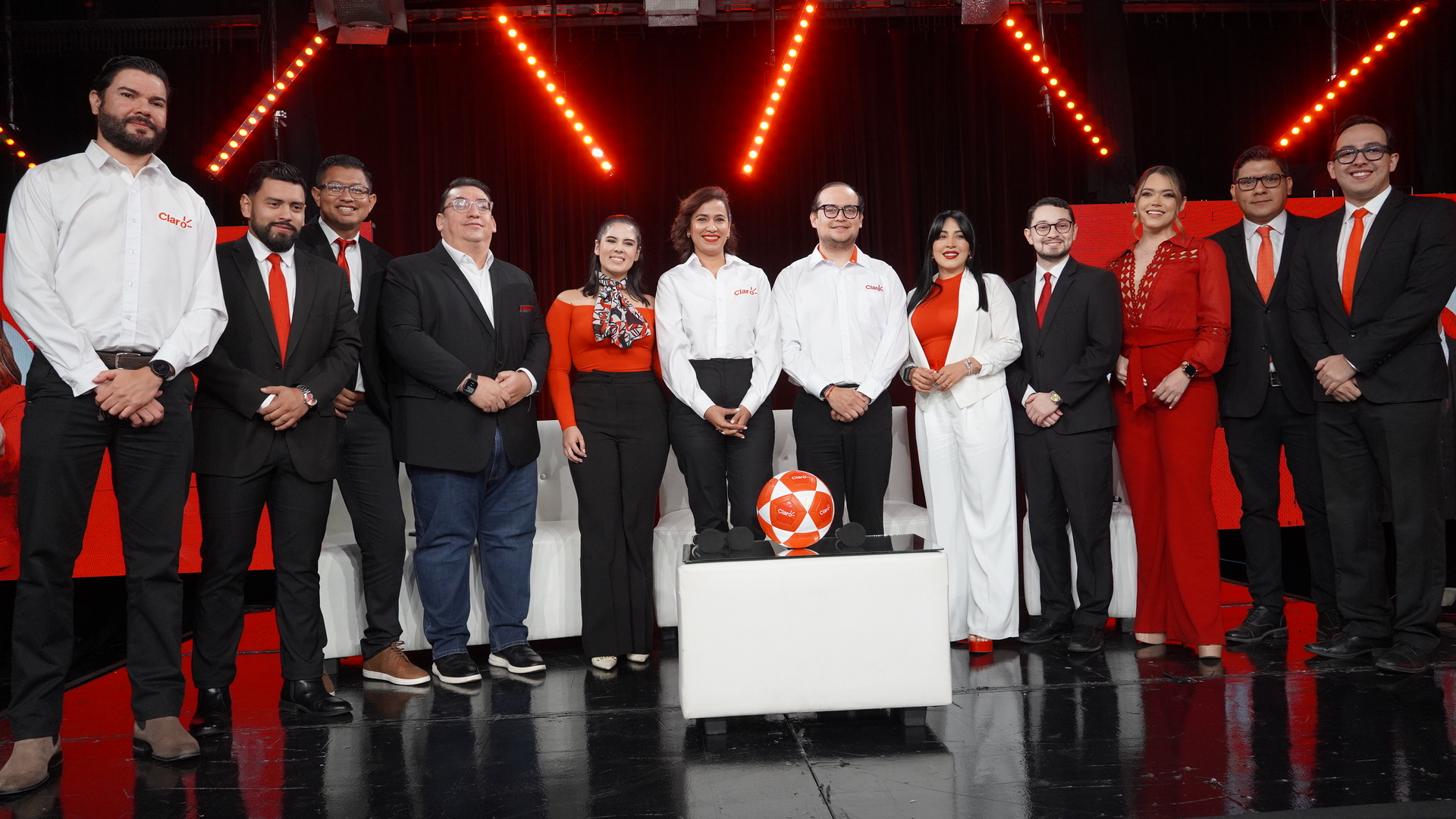 Claro y Televicentro se unen para llevar la gran fiesta del fútbol a todos los hondureños por TV abierta