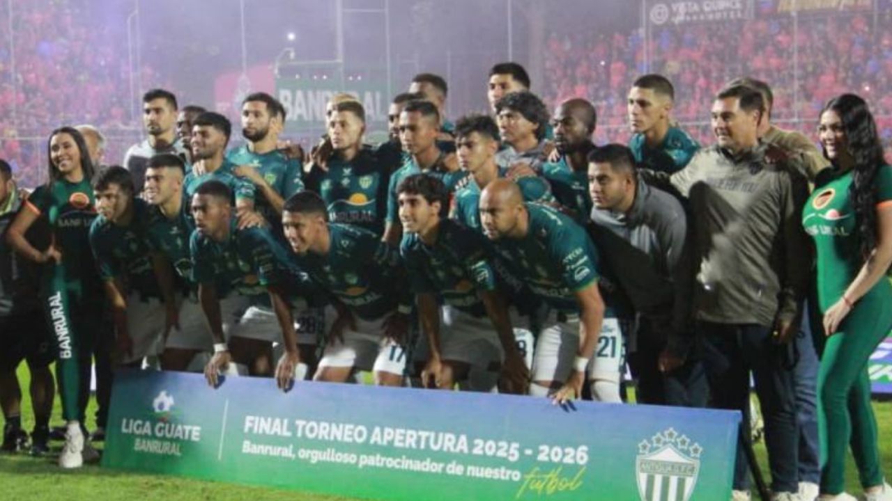Legionario hondureño es rescindido por su club a media temporada