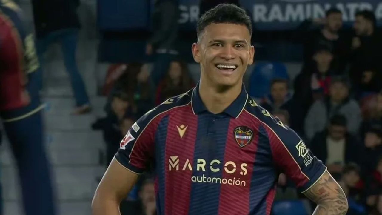 Kervin Arriaga se expone a una fuerte sanción tras su expulsión en LaLiga