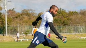 Menjívar entrena con normalidad a dos días del clásico ante Motagua