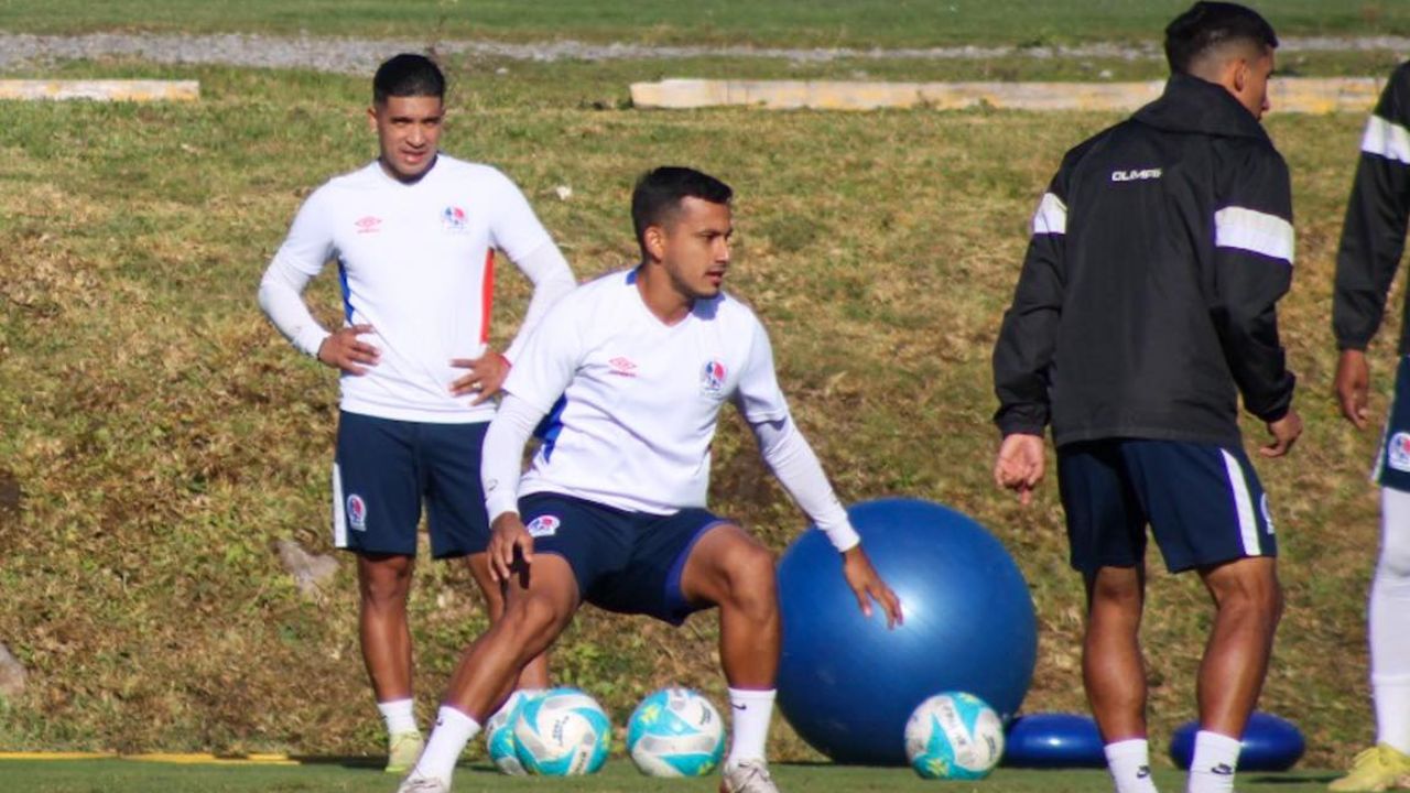 Michaell Chirinos una de las novedades en Olimpia de cara al partido de vuelta vs América