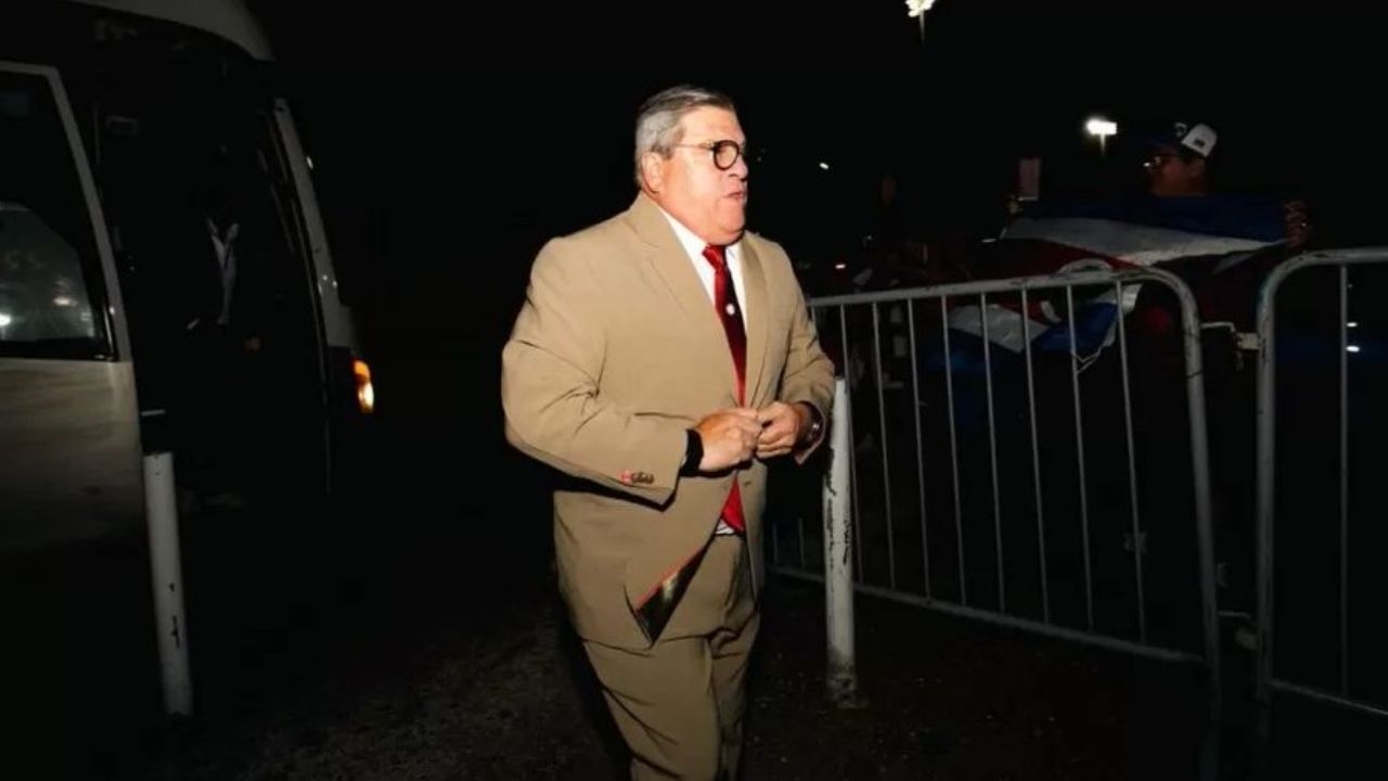 Miguel Herrera sorprende al confirmarse su regreso a Costa Rica