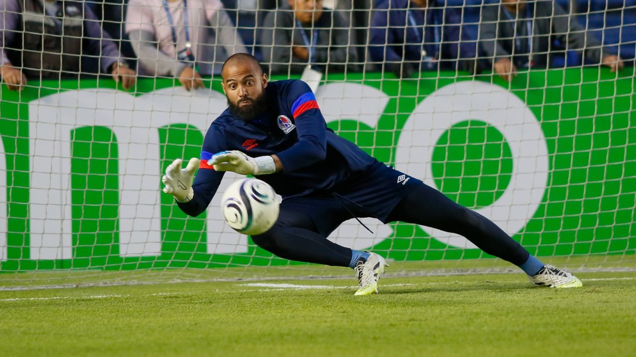 Olimpia informa el estado de salud de Edrick Menjívar y confirma si llega al Clásico