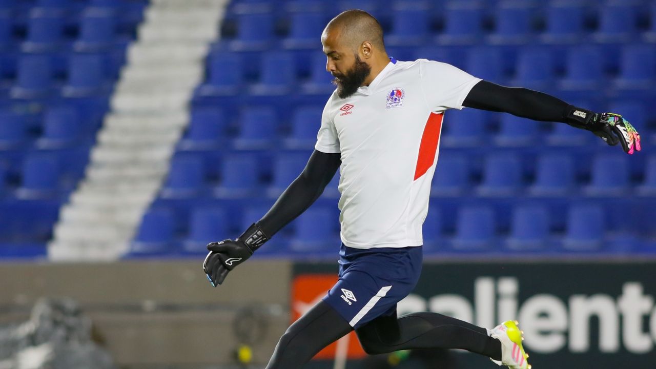 La razón por la que Edrick Menjívar no jugó contra Victoria