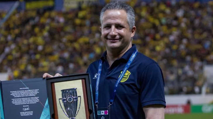 Presidente de Concacaf le dedica mensaje al Real España por su participación