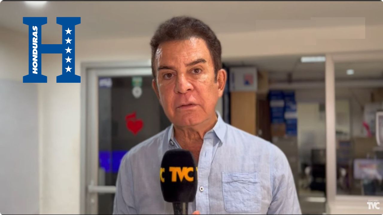 Salvador Nasralla reacciona al conocer el nuevo entrenador de la selección de Honduras