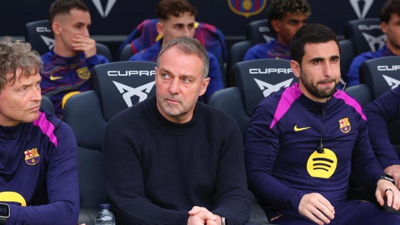 Hansi Flick sorprende con confesión respecto a su futuro en Barcelona