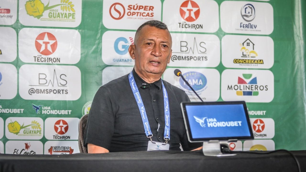 Humberto Rivera es destituido como técnico del Juticalpa FC