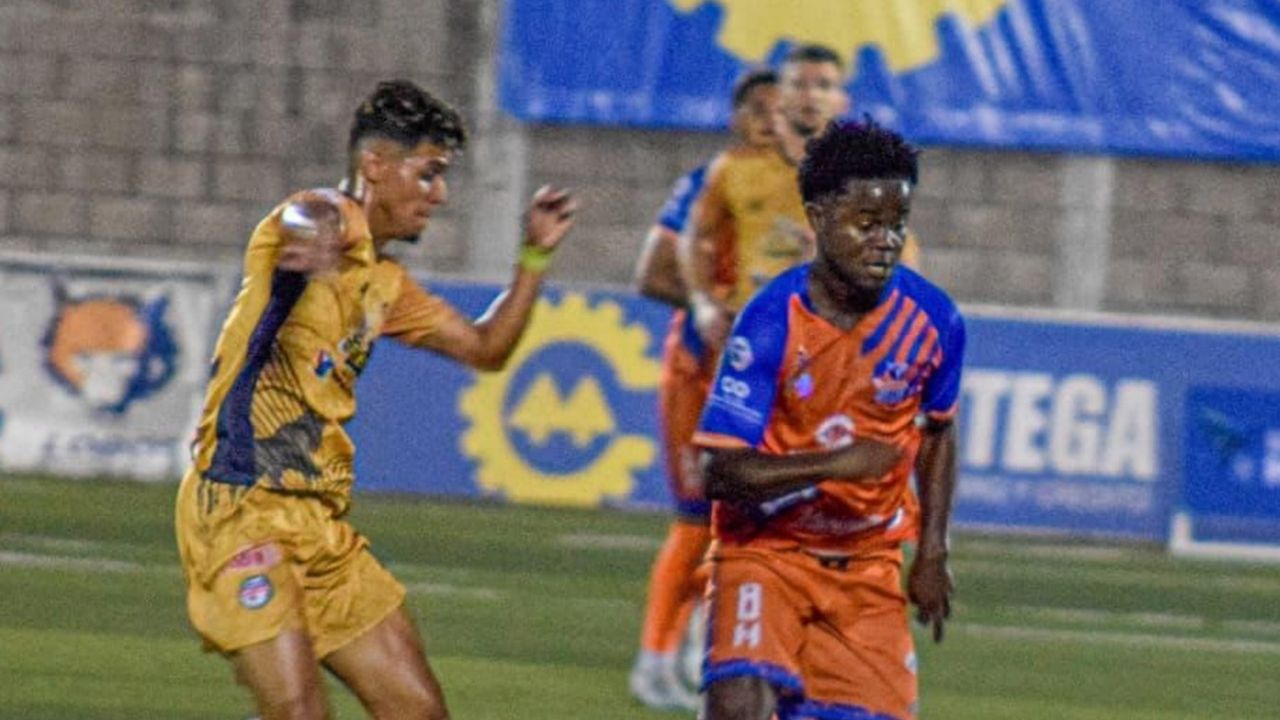 Choloma consigue triunfo balsámico ante UPNFM y sueña con la salvación