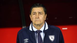 Luis Fernando Tena podría dejar Guatemala tras poblemas de salud