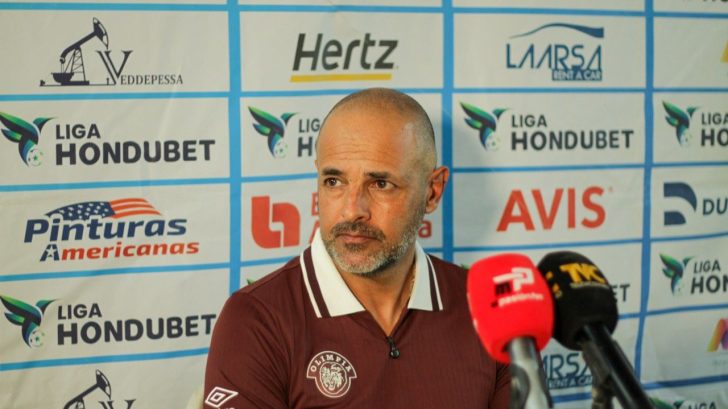 Osvaldo Carro explica por qué Olimpia rotó jugadores contra el Génesis