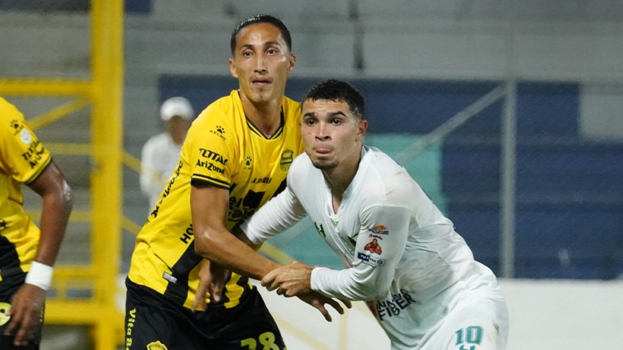 Real España rescata empate ante Platense con uno menos y mantiene liderato