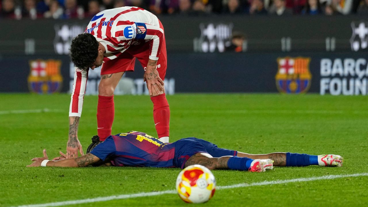 Barcelona sufre doble revés tras la dolorosa eliminación ante el Atlético de Madrid