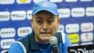 Javier López hace fuerte autocrítica a pesar del triunfo ante Lobos UPN