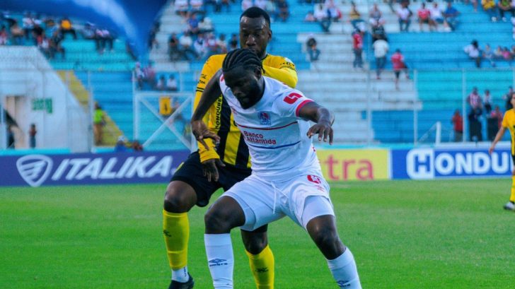 Olimpia rescató el empate ante Real España en un intenso clásico moderno