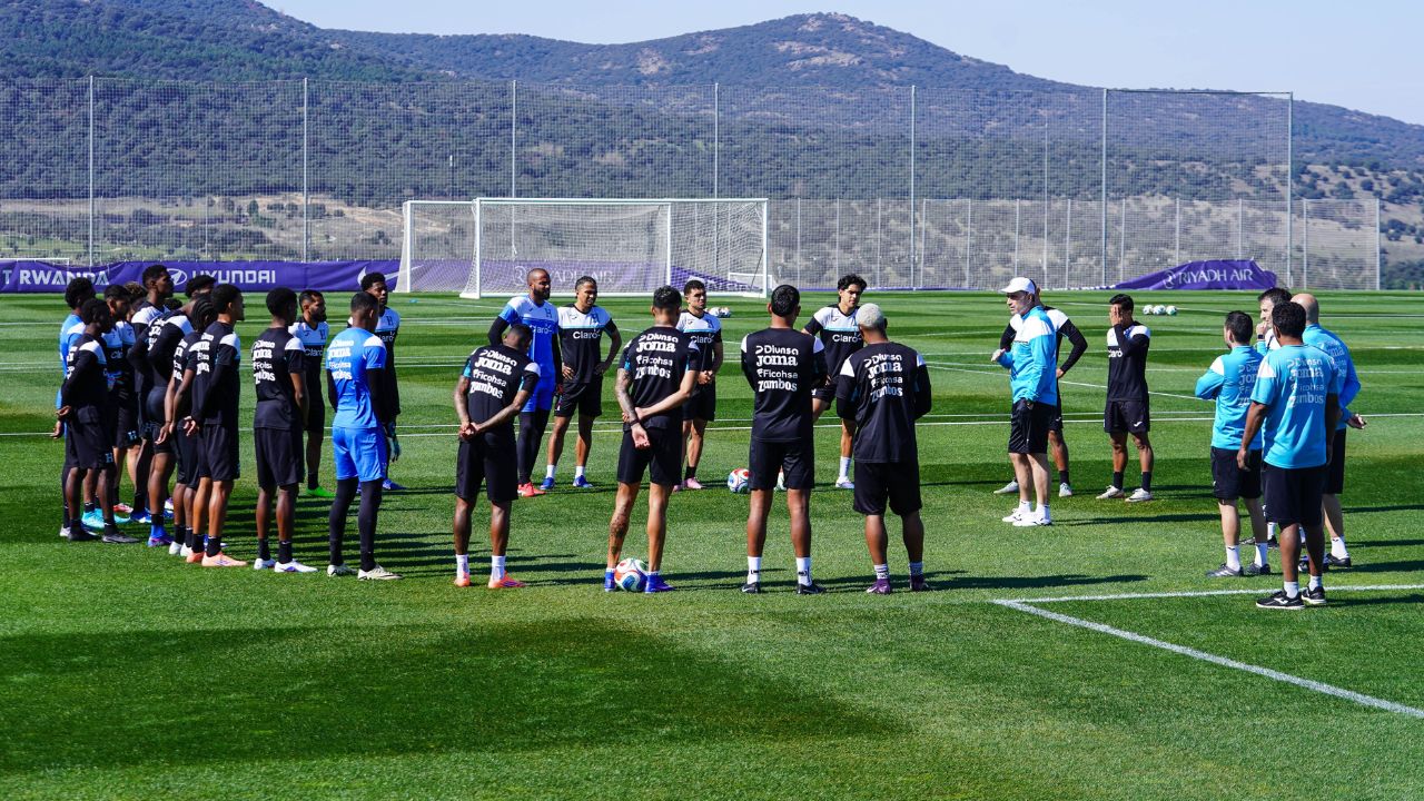 Selección de Honduras estrena nueva tecnología en su segundo entrenamiento