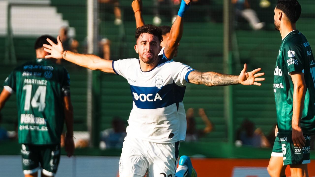 Agustín Auzmendi se luce con golazo en último duelo de Gimnasia de La Plata