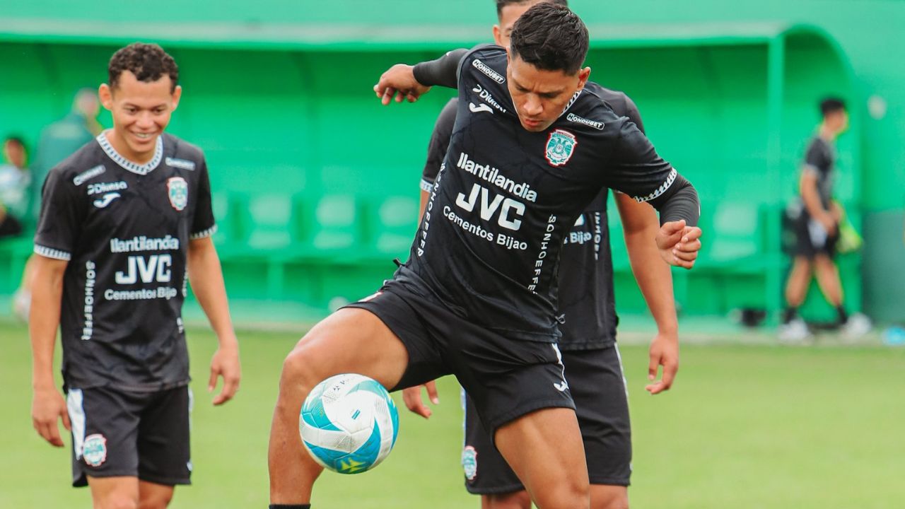 Marathón decide qué hacer con Bryan Moya por lo que resta del torneo Clausura