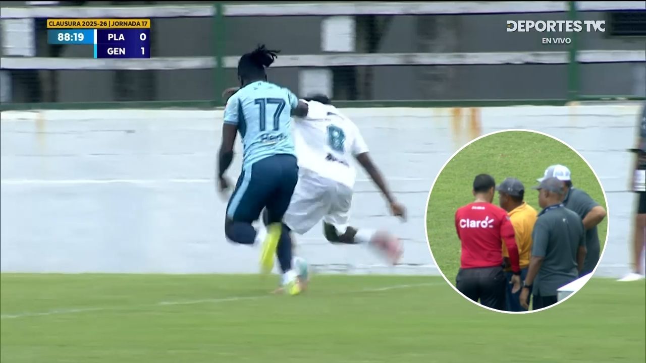 Esta fue la jugada qué Raúl Cáceres solicitó revisar en el FVS por posible penal