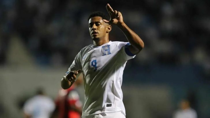 Choco Lozano no seguirá más en Santos y apunta a un nuevo destino