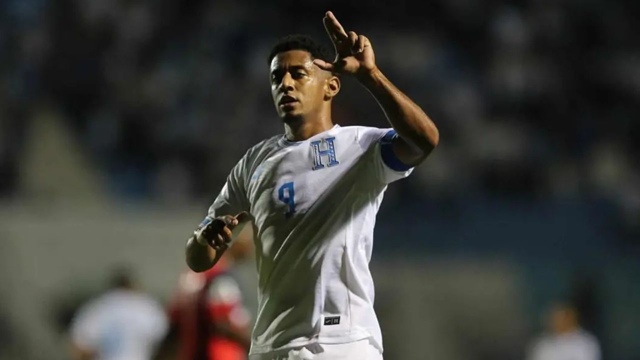 Choco Lozano no seguirá más en Santos Laguna y apunta a un nuevo destino