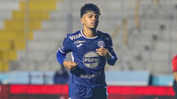 Clever Portillo deja mensaje sobre su ausencia con Motagua y responde a las críticas