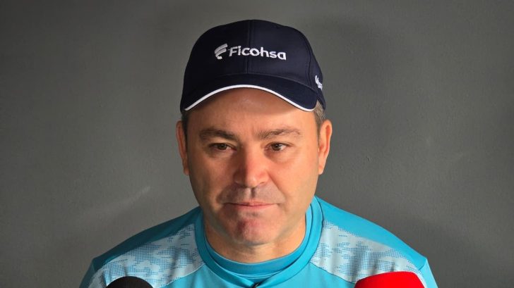 Javier López discrepa con Jeaustin Campos y su opinión del FVS