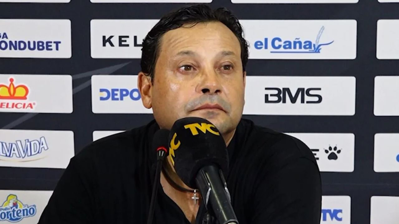 Jeaustin Campos rompe el silencio y explica porqué decidió seguir con Real España