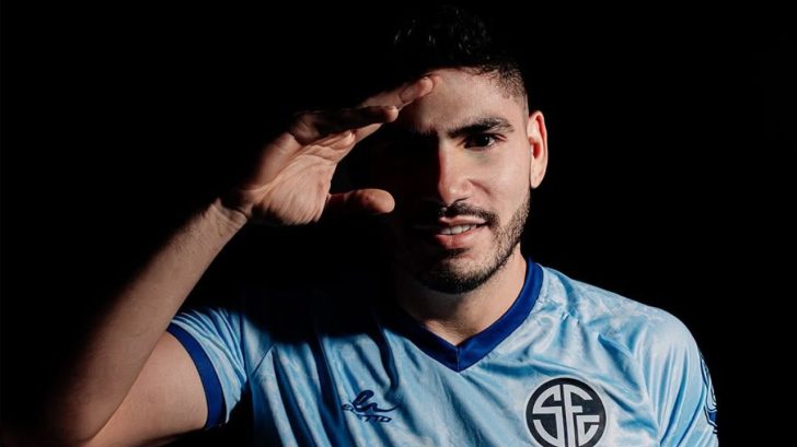 Gabriel Leiva se olvida del Olancho FC y es presentado por su nuevo equipo