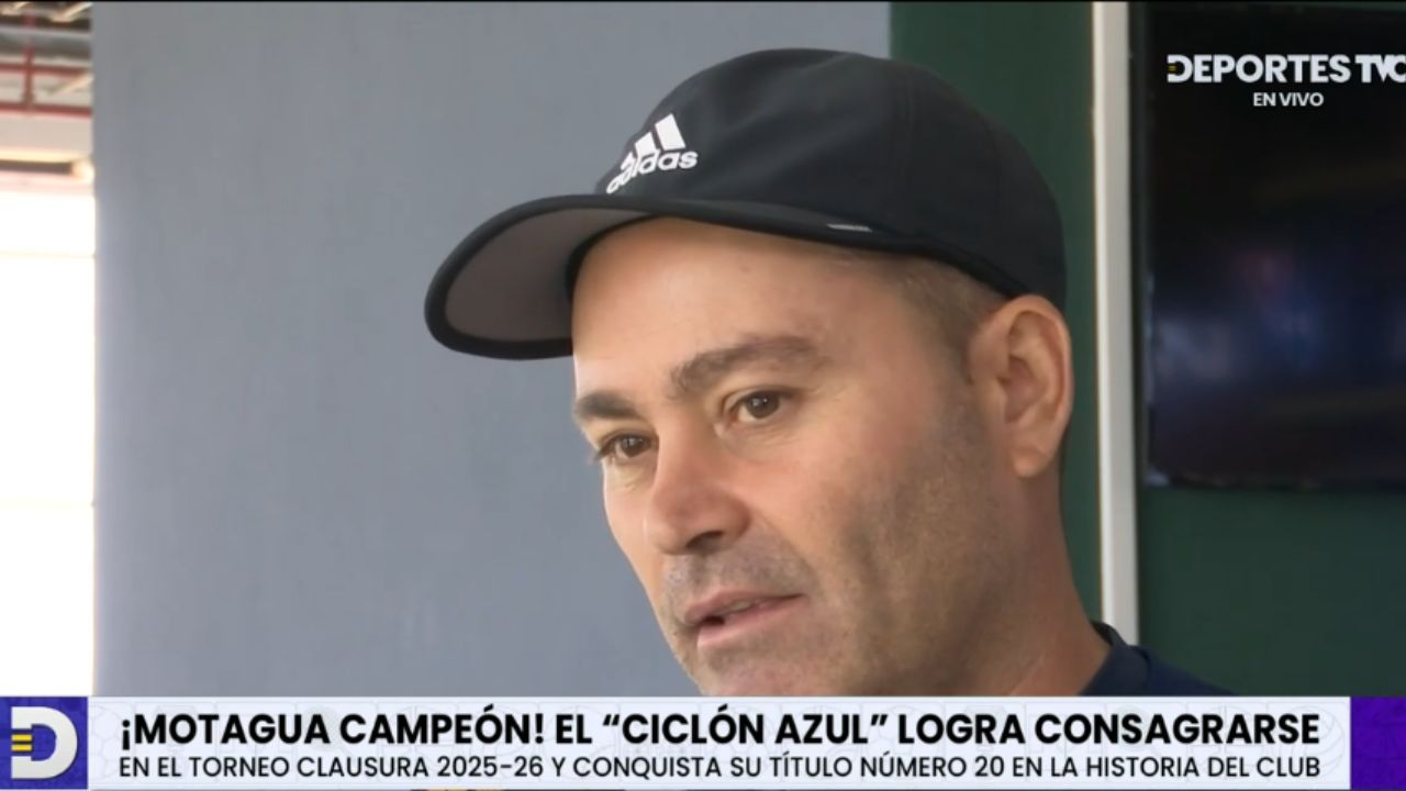 Javier López comparte su consejo a los jugadores y anuncia llegadas a Motagua
