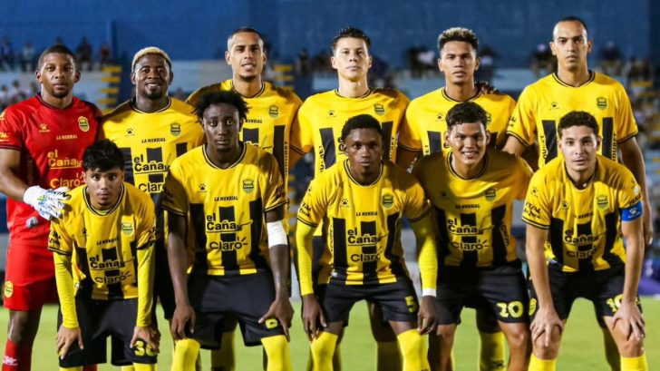 Dos futbolistas de Real España dejarán el club para volver al extranjero