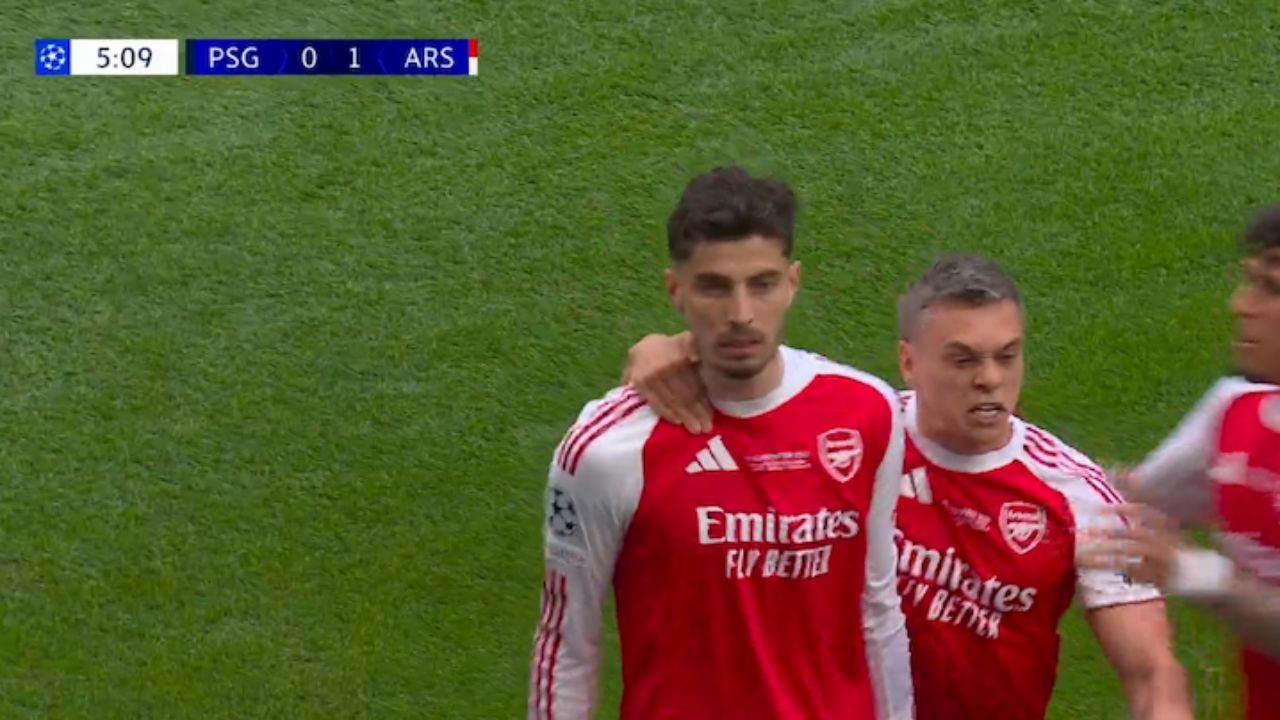 Arsenal se puso en ventaja con el tanto de Havertz ante el PSG.
