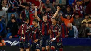 Imagen de Kervin Arriaga liquida duelo ante Mallorca y hace soñar a Levante con la salvación