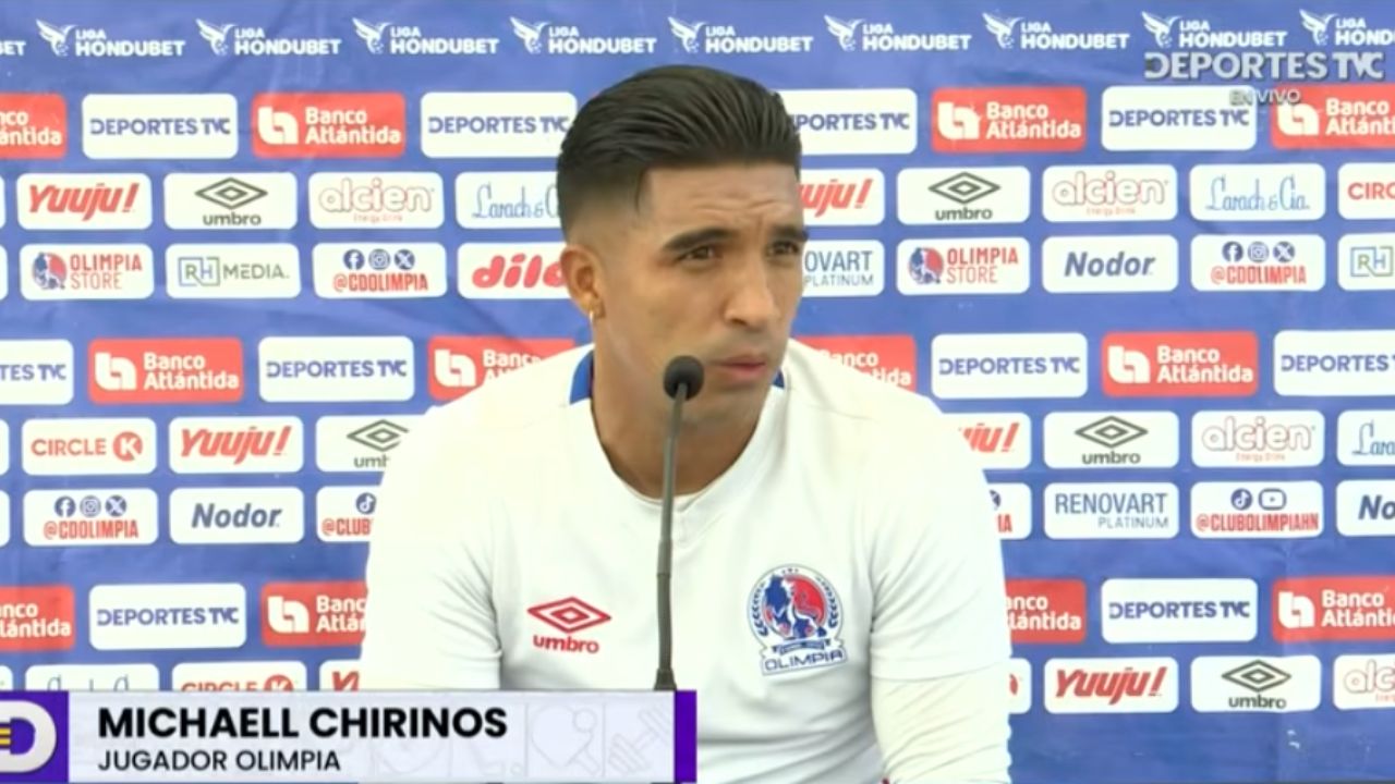 Michaell Chirinos aconseja a Nixon Cruz tras expulsión en la triangular