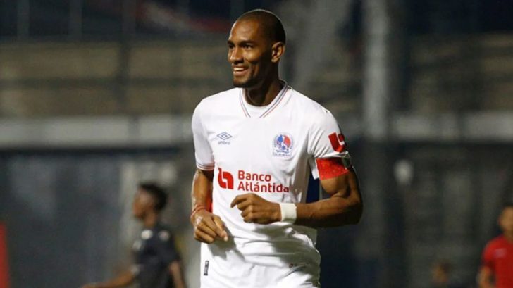 Jerry Bengtson se perfila como refuerzo de lujo de un club grande sampedrano